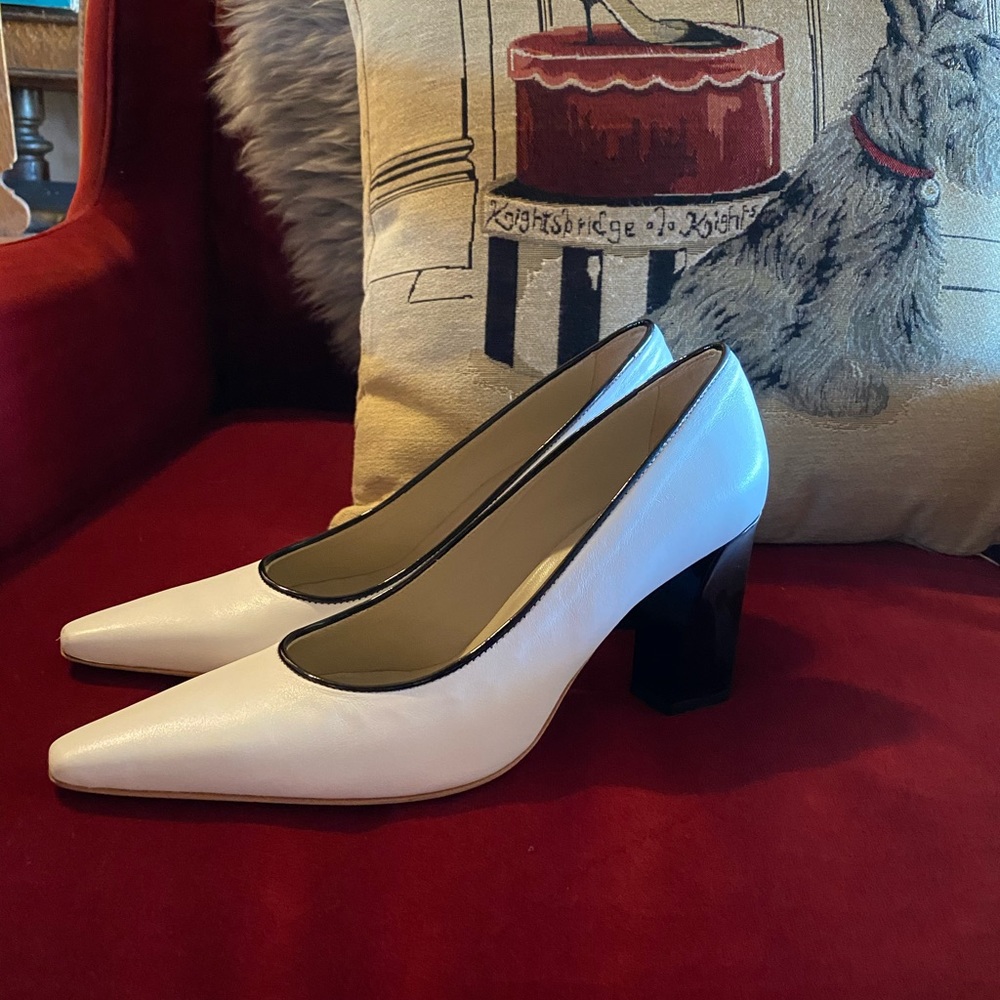 Botticelli Women’s White Heels Black Patent 9 1/2